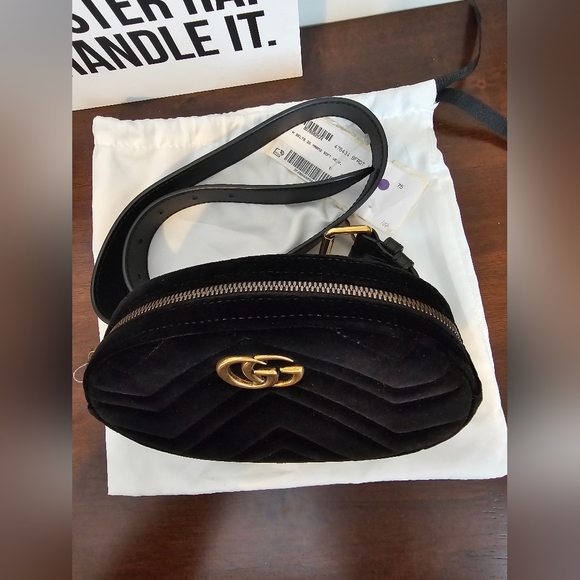 Gucci GG Marmont Velvet Belt Bag - Picture 6 of 16